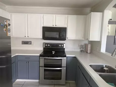 Kitchen - 2916 Canoe Cir, Saint Cloud, FL 34772 photo 1 of 1