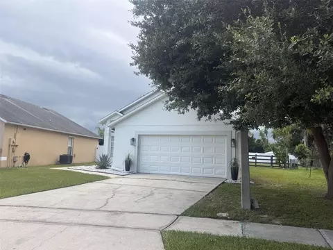 Exterior - 2916 Canoe Cir, Saint Cloud, FL 34772 photo 4 of 7