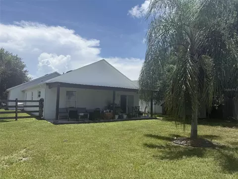 Exterior - 2916 Canoe Cir, Saint Cloud, FL 34772 photo 6 of 7