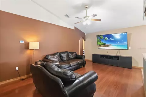 2207 Deata Ct, Saint Cloud, FL 34772 photo 14
