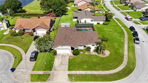 2207 Deata Ct, Saint Cloud, FL 34772 photo 2