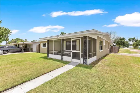 233 Missouri Ave, Saint Cloud, FL 34769 photo 3