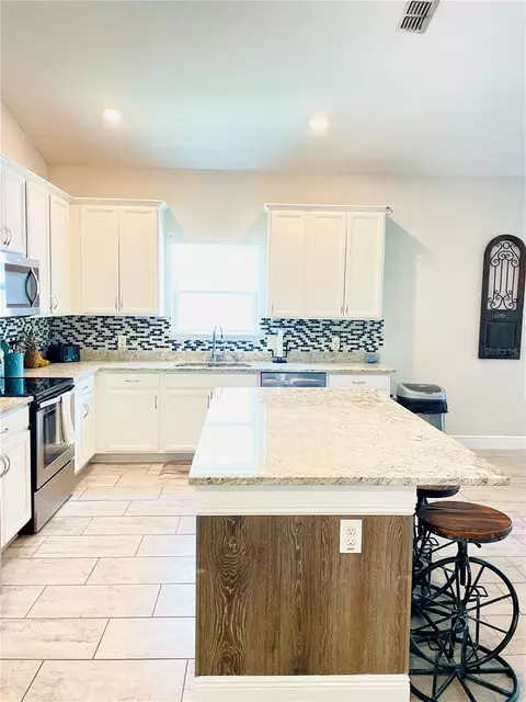 3485 Middlebrook Pl, Harmony, FL 34773 photo 9