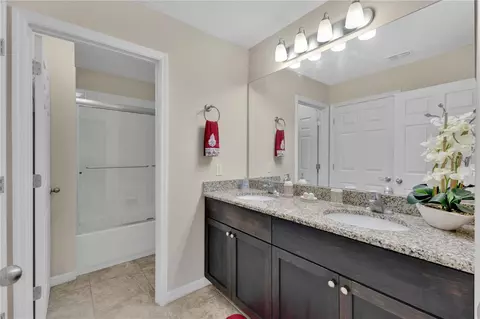 Bath - 4900 Poolside Dr, Saint Cloud, FL 34769 photo 2 of 2