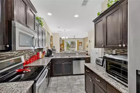 Kitchen - 4900 Poolside Dr, Saint Cloud, FL 34769 photo 2 of 2