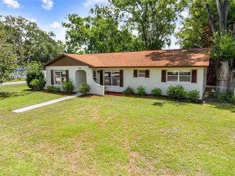 Exterior - 1501 Virginia Ave, Saint Cloud, FL 34769 photo 9 of 12