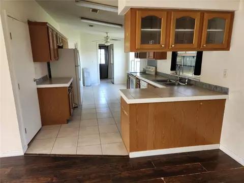 5165 Topeka Ave, Saint Cloud, FL 34773 photo 8