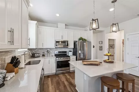 Kitchen - 2732 Cherry Blossom Loop, Saint Cloud, FL 34771 photo 1 of 5