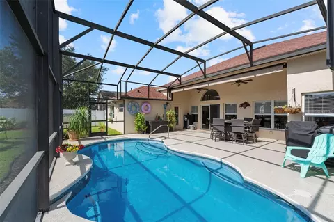Exterior - 4303 Sioux Ct, Saint Cloud, FL 34772 photo 4 of 4