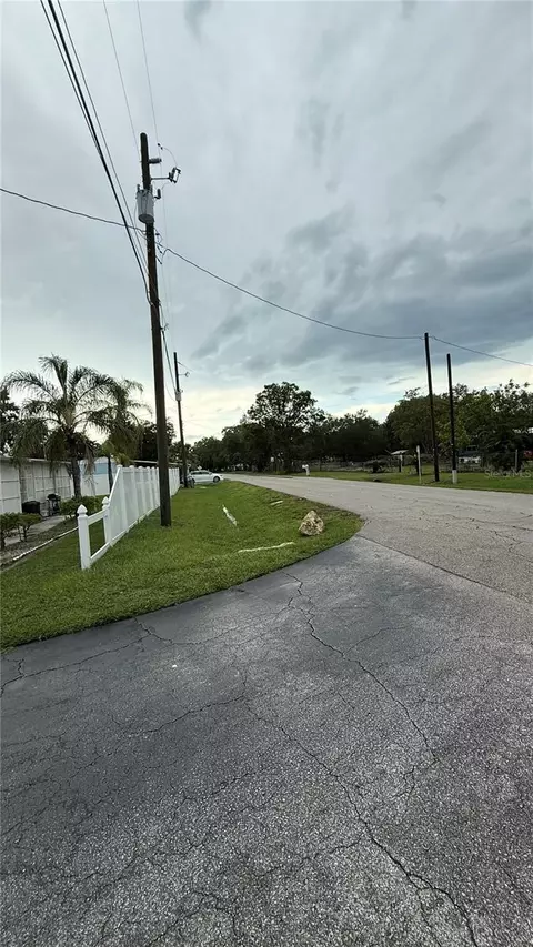 5585 Lake Lizzie Dr, Saint Cloud, FL 34771 photo 7