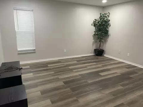 Living - 13303 Pinyon Dr, Clermont, FL 34711 photo 2 of 2