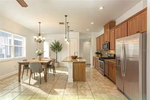 Kitchen - 2447 Yellow Brick Rd, Saint Cloud, FL 34772 photo 2 of 5