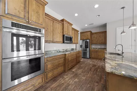 Kitchen - 4664 Hickory Tree Ln, Saint Cloud, FL 34772 photo 2 of 11