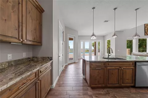 Kitchen - 4664 Hickory Tree Ln, Saint Cloud, FL 34772 photo 6 of 11
