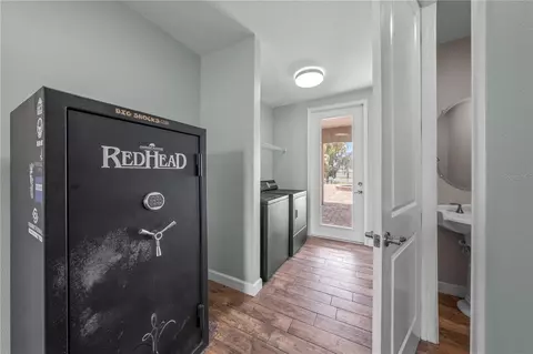 Entry Way - 4664 Hickory Tree Ln, Saint Cloud, FL 34772 photo 10 of 12