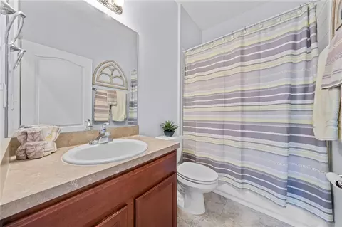 Bath - 1779 Barton Towne Cir, Saint Cloud, FL 34769 photo 3 of 3
