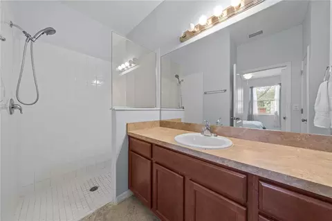 Bath - 1779 Barton Towne Cir, Saint Cloud, FL 34769 photo 2 of 3