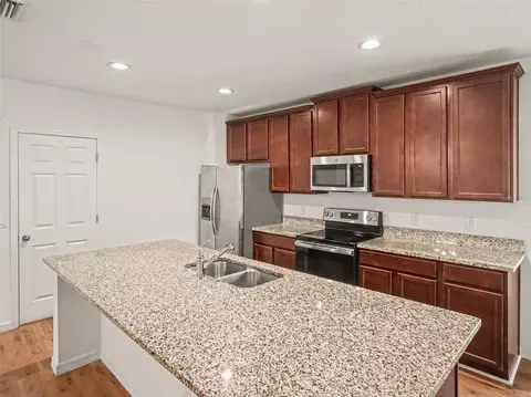 5583 Sabal Dr, Saint Cloud, FL 34771 photo 8