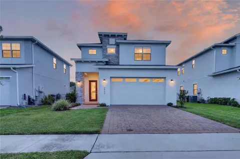 2845 Willowseed Ln, Saint Cloud, FL 34772 photo 2