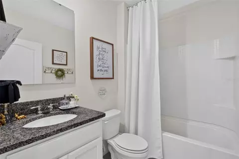 Bath - 3995 Mekong Ct, Saint Cloud, FL 34772 photo 1 of 4