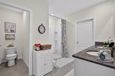 Bath - 3995 Mekong Ct, Saint Cloud, FL 34772 photo 3 of 4