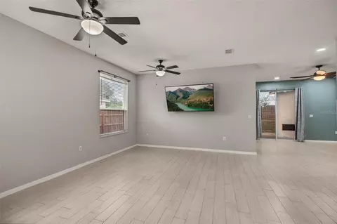 123 Bluff Pass Dr, Eustis, FL 32726 photo 3