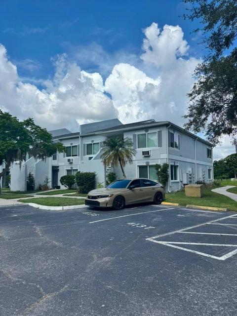 4140 Dolphin Dr, Tampa, FL 33617