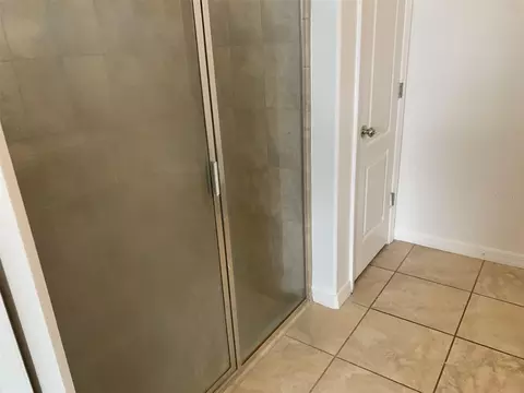 Bath - 3966 Baja Dr, Saint Cloud, FL 34772 photo 1 of 3