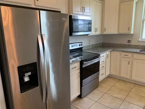 Kitchen - 3966 Baja Dr, Saint Cloud, FL 34772 photo 1 of 2
