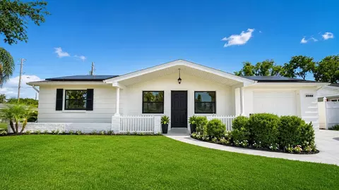 3708 Holiday Lake Dr, Holiday, FL 34691