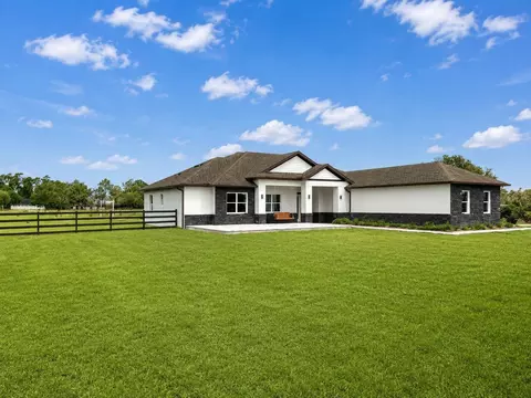 29121 Can Do Ln, Tavares, FL 32778