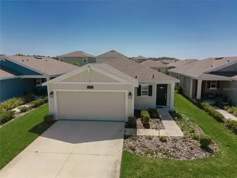4302 Sunny Creek Pl, Kissimmee, FL 34746