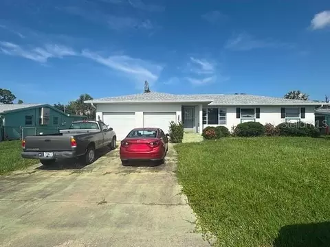 422 Reading St NW, Port Charlotte, FL 33952