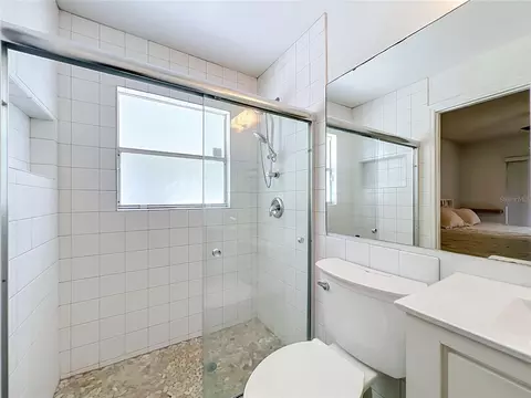 Bath - 9415 Daney St, Gotha, FL 34734 photo 3 of 4