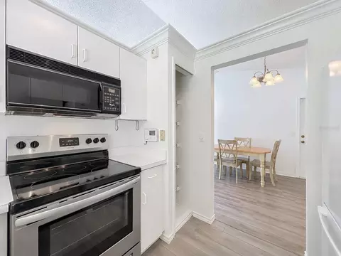 Kitchen - 9415 Daney St, Gotha, FL 34734 photo 5 of 5