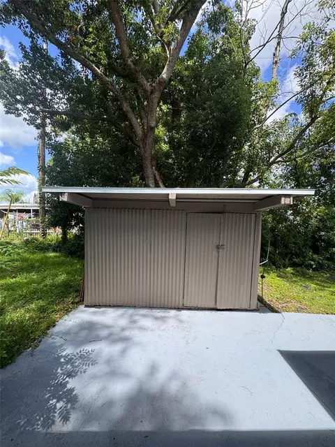 904 Robinson Ave, Saint Cloud, FL 34769 photo 12