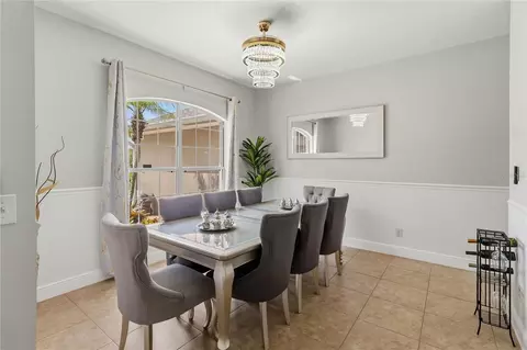 Dining - 3014 Sand Stone Cir, Saint Cloud, FL 34772 photo 2 of 2