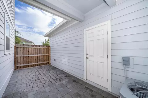 Exterior - 2929 Voyager Ave, Saint Cloud, FL 34771 photo 3 of 3