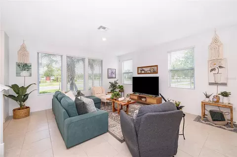 Living - 2929 Voyager Ave, Saint Cloud, FL 34771 photo 1 of 2