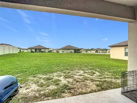 Exterior - 1741 Canaan Loop, Dundee, FL 33838 photo 2 of 5