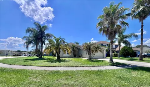 Exterior - 2950 Elbib Dr, Saint Cloud, FL 34772 photo 4 of 8