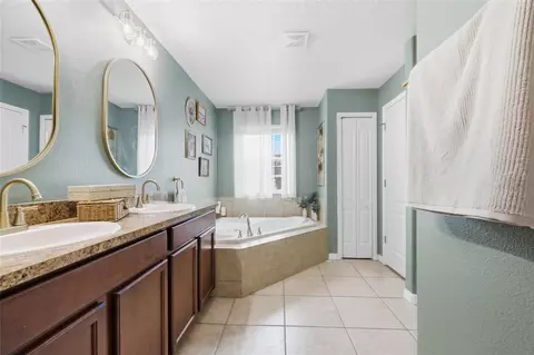 Bath - 3420 Schoolhouse Rd, Saint Cloud, FL 34773 photo 1 of 6