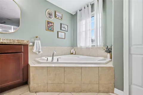 Bath - 3420 Schoolhouse Rd, Saint Cloud, FL 34773 photo 3 of 6