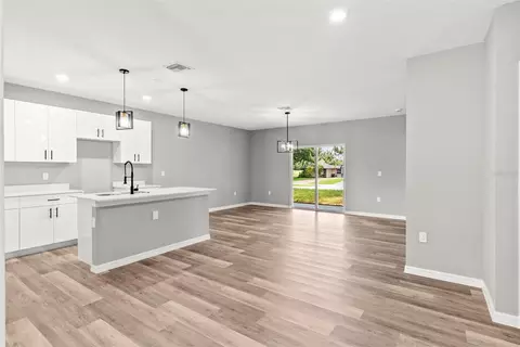 Living - 110 Friendly Cir #1, Sebring, FL 33876 photo 4 of 5