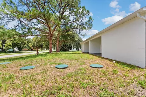 Exterior - 110 Friendly Cir #1, Sebring, FL 33876 photo 10 of 10