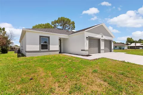 Exterior - 110 Friendly Cir #1, Sebring, FL 33876 photo 4 of 10