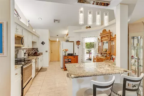 Kitchen - 6590 Bay Shore Dr, Saint Cloud, FL 34771 photo 1 of 6