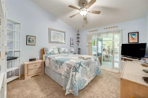 Bedroom - 6590 Bay Shore Dr, Saint Cloud, FL 34771 photo 5 of 8