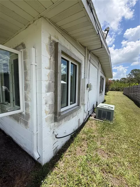 Exterior - 1315 S Shore Dr, Saint Cloud, FL 34771 photo 5 of 11