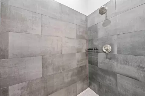 Bath - 4024 Sylvester Dr, Saint Cloud, FL 34772 photo 11 of 11